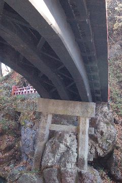 �C���[�W04